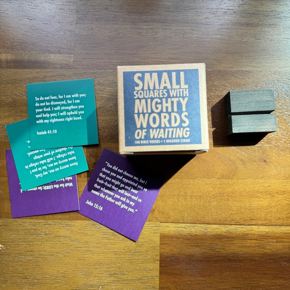 Thimblepress Words Of Waiting 100 Bible Verses Display Cards Wood Stand